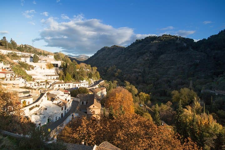 Granada in Half a Day: 4 Neighborhoods, 4 Cultures Walking Tour photo 3