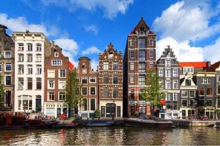 Amsterdam Red Light and Jordaan Half-Day Private Walking Tour photo 6