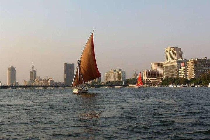 Cairo Felucca Sunset Sail: Private Nile Felucca Tour with Guide