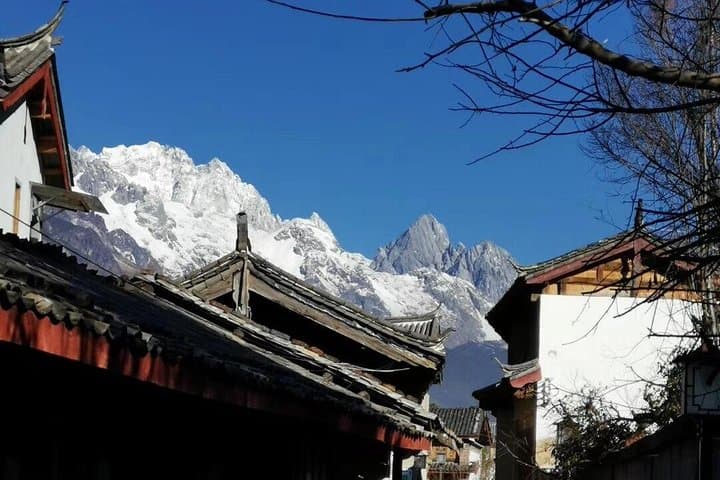4-Day Lijiang Adventure: Jade Dragon Snow Mountain & Tiger Leaping Gorge