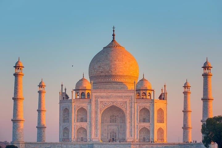 Golden Triangle & Udaipur: 6-Day Delhi, Agra, Jaipur and Lake-City Escape photo 3
