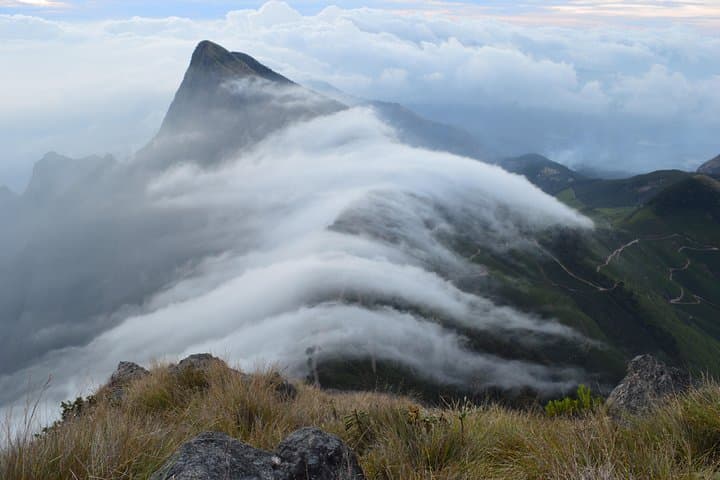 Kolukkumalai Sunrise Trek & Overnight Tent Stay at the World’s Highest Tea Estate