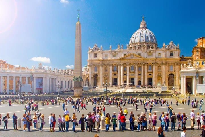Inside the Vatican Museums: Skip-the-Line Guided Tour of the Sistine Chapel