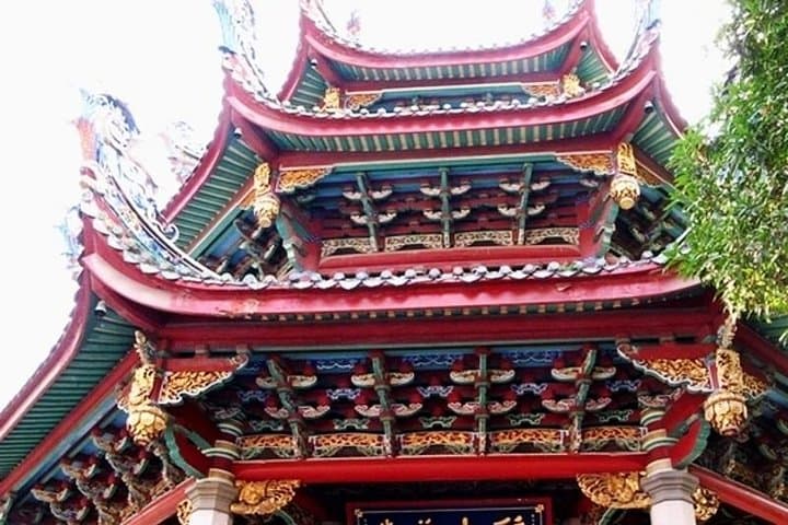 Flexible Private Xiamen Layover Tour: Gulangyu, Nanputuo & Hulishan in One Day photo 5