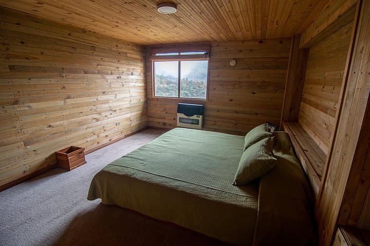 El Cisne High Mountain Refuge (4,100 m) — Overnight in Los Nevados from Manizales photo 2