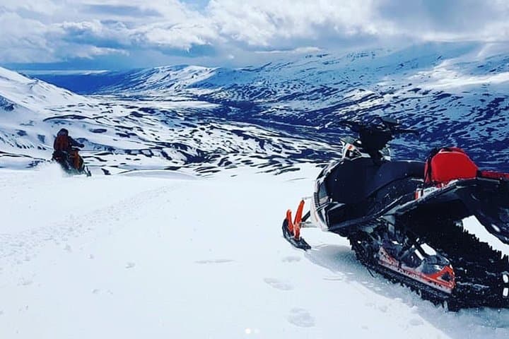 2-Day Landmannalaugar Snowmobile Expedition — Iceland Highlands Adventure photo 3