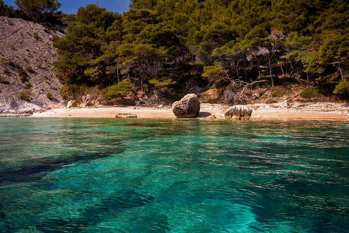 Red Rocks to Pakleni: Private Hvar Speed-Boat Tour photo 5