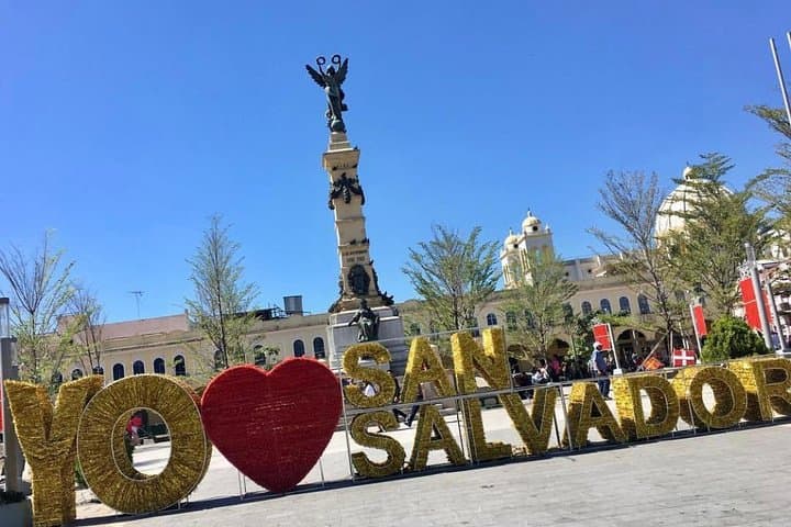 Explore San Salvador: Historic Center, Market and El Boquerón Volcano Tour photo 1