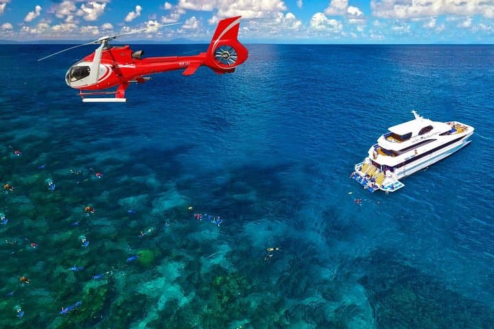 Great Barrier Reef Full-Day Cruise with 10-Minute Helicopter Scenic Flight