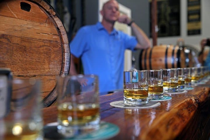 Koʻolau Distillery Whiskey Tour in Kailua: Small-Batch Whiskey Tasting on Oʻahu photo 5