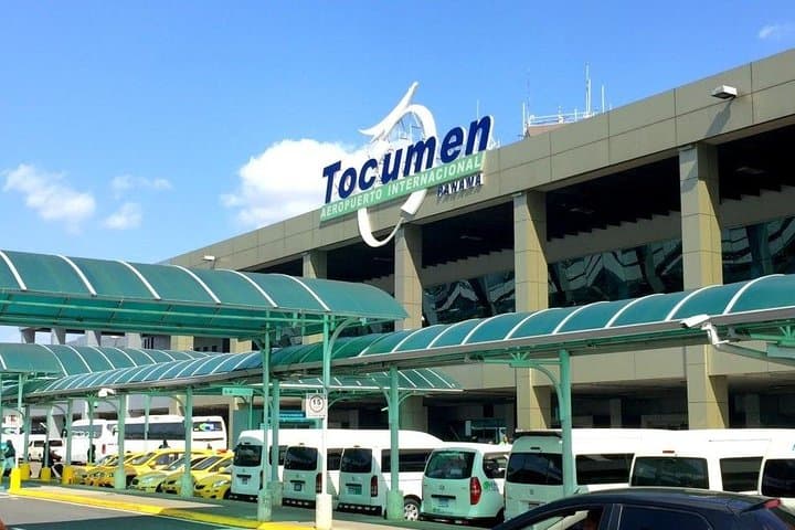 Panama City Airport Layover: Miraflores Locks & Casco Antiguo Tour photo 1