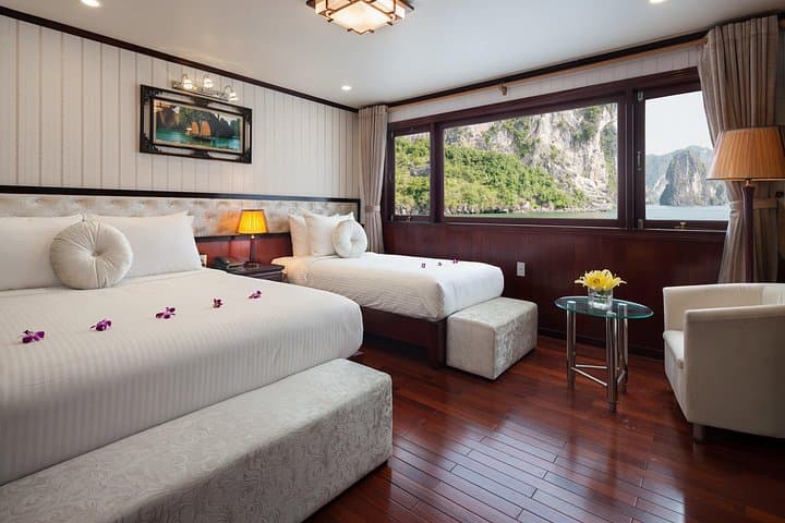 4-Day Hanoi to Halong Bay Cruise: Kayaking, Titop Hike & Surprising Cave photo 1
