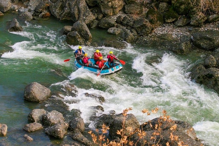 Rafting the Aliakmonas River Near Meteora: Day Trip from Kalambaka