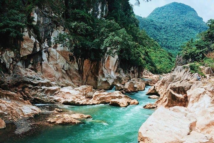 Mount Daraitan Day Hike & Tinipak River: Heart Peak, Sea of Clouds, River Pools photo 3