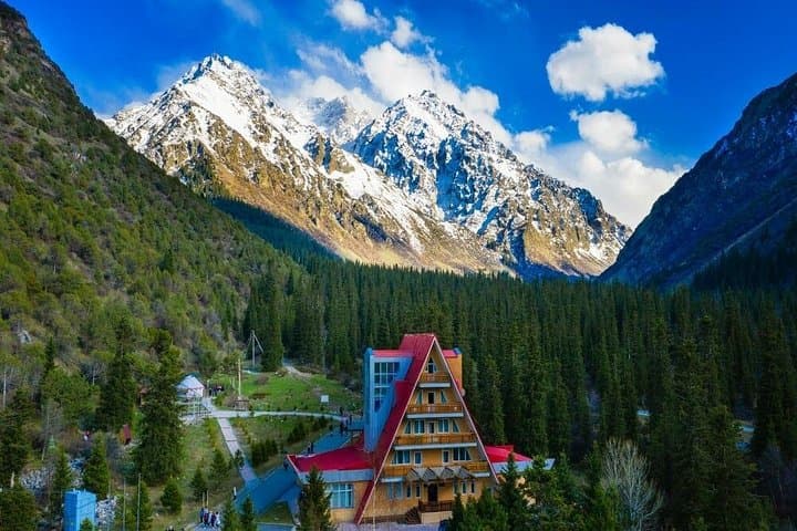 Bishkek to Ala-Archa One-Day Tour: Gorge Hike and City Highlights photo 4