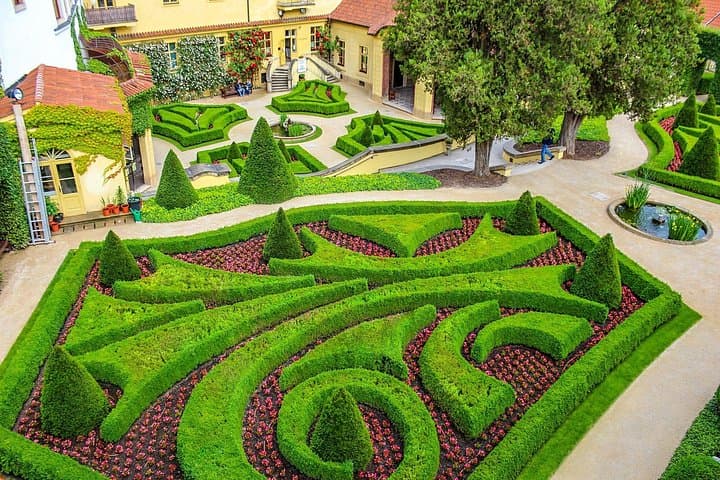 Green Walk in Prague: Historic Gardens, Kampa & Botanical Gems photo 2