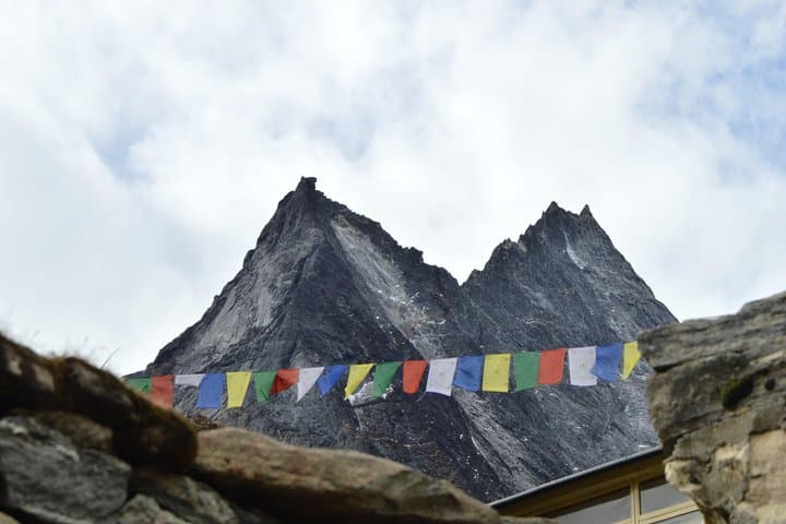 Everest Base Camp Trek: 12-Day High-Altitude Trek to Kala Patthar & EBC photo 5