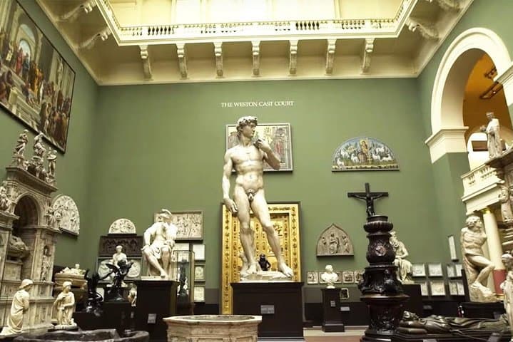 Private Guided Tour of the Victoria and Albert Museum — 3-Hour Expert-Led Visit photo 3