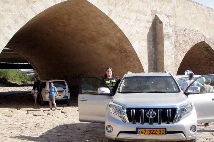 3-Day 4WD Negev Adventure: Mitzpe Ramon to Eilat Mountains photo 2
