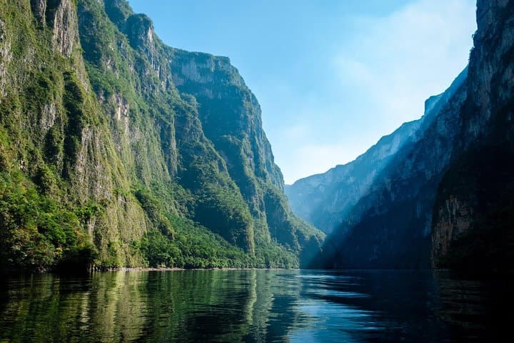 Chiapas Treasures: Sumidero, Agua Azul & Palenque in 4 Days photo 4