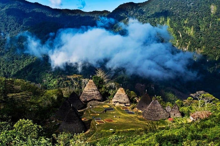 2-Day Private Cultural Trek to Wae Rebo Village — Overnight in Mbaru Niang Houses photo 4