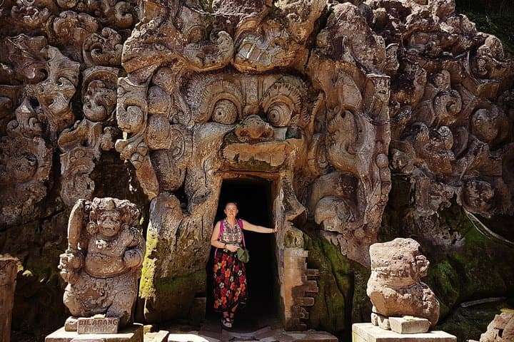 Ubud Iconic Waterfall and Temple Tour — Waterfalls, Rice Terraces & Monkey Forest