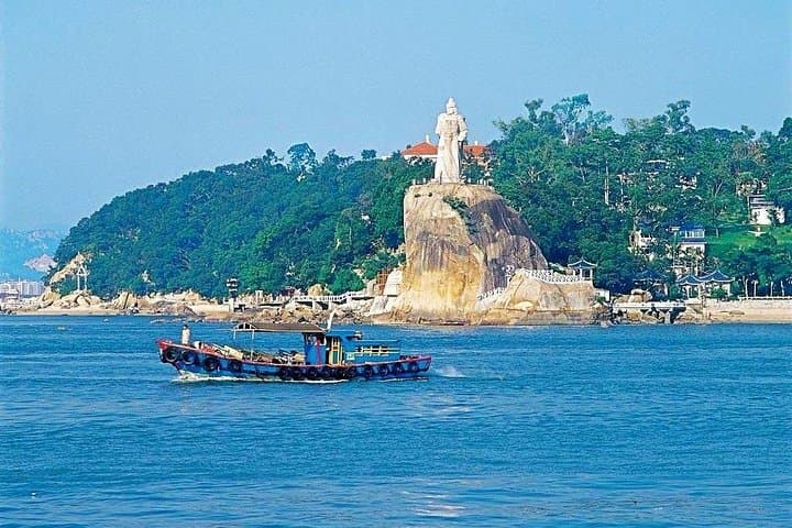 Xiamen One-Day Private Tour: Gulangyu Island, Nanputuo & City Highlights photo 3