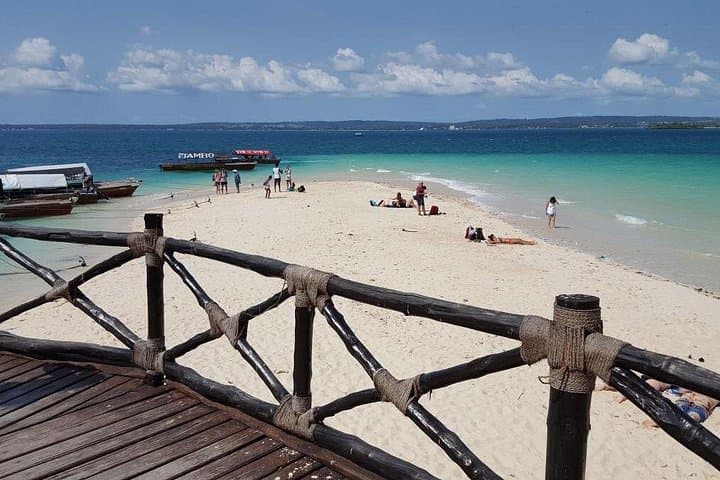 Prison Island Snorkel & Giant Tortoise Tour — Stone Town Day Trip photo 6