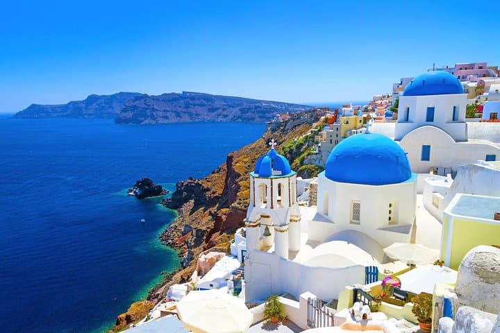 Full-Day Private Santorini Caldera Tour: Fira, Oia, Akrotiri & Red Beach photo 2