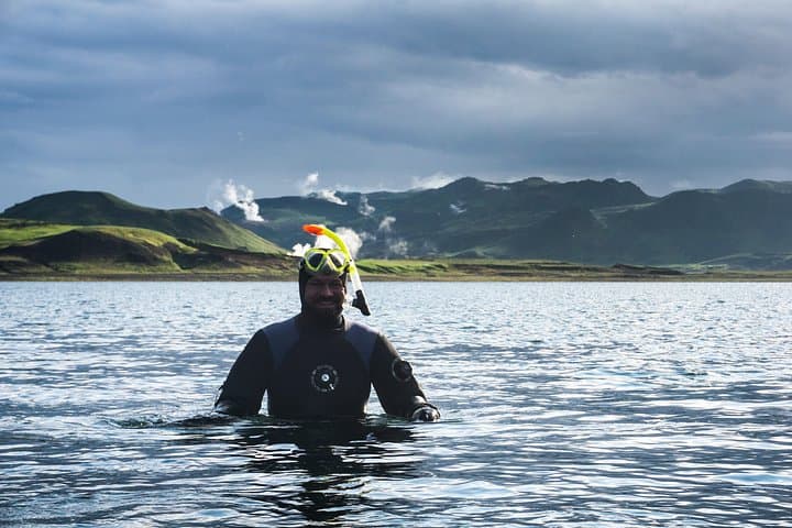 Snorkel Iceland's Geothermal Springs at Kleifarvatn: Seltún to Subsurface Bubbles photo 6