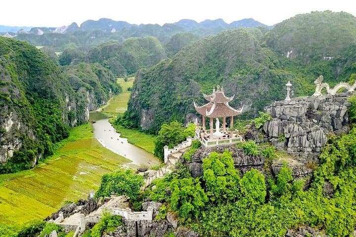 Ninh Binh Highlights: 2-Day Tam Coc, Mua Cave & Hoa Lu Small-Group Tour from Hanoi photo 2