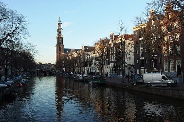 Private Jordaan Walking Tour with Canal Cruise — Explore Amsterdam’s Historic Canals photo 4
