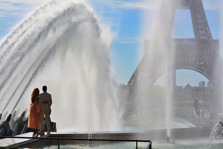 Paris Landmarks Photowalk: Eiffel Tower, Louvre & Seine Photo Tour photo 4