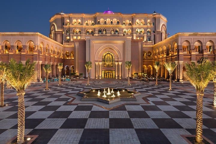 Abu Dhabi City Tour — Sheikh Zayed Mosque, Corniche & Heritage Stops photo 3