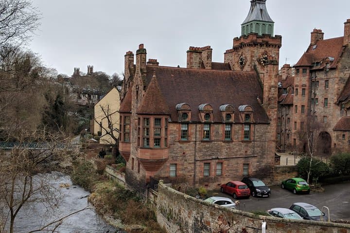 Panoramic Running Tour of Edinburgh: Arthur's Seat, Castle Sights & Royal Mile photo 5