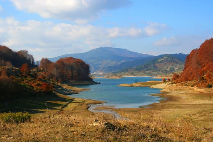 Aoos Reservoir & Valia Calda Motorcycle Tour from Metsovo