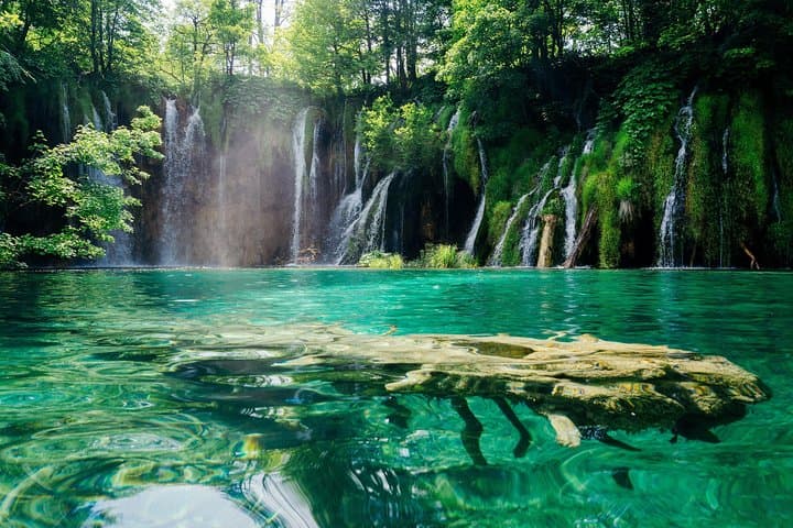 Plitvice Lakes Private Guided Tour from Split — Day Trip to Croatia's Waterfalls & Lakes photo 4