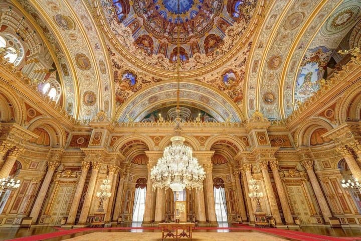 Istanbul Full-Day Bosphorus Cruise & Dolmabahçe Palace Tour photo 6
