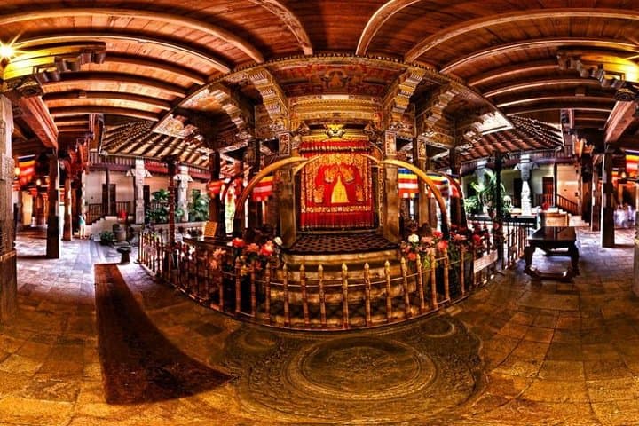 Explore the Cultural Tapestry of Kandy on a Day Tour photo 3