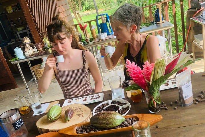 Eden Mocca: Chocolate & Coffee Workshop in La Fortuna photo 4