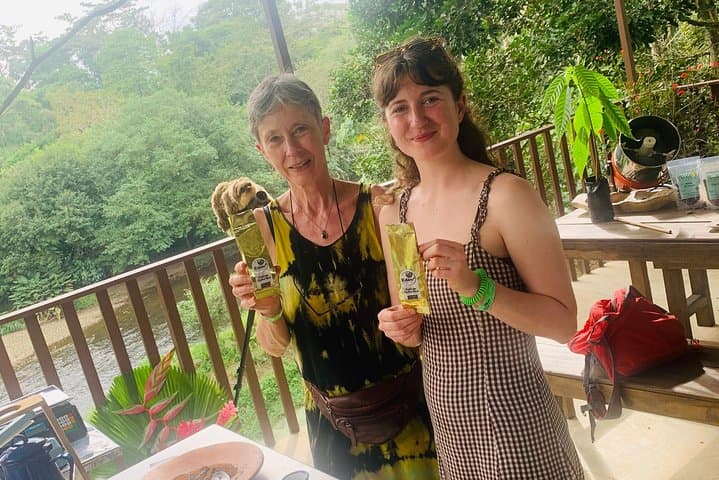 Eden Mocca: Chocolate & Coffee Workshop in La Fortuna photo 3