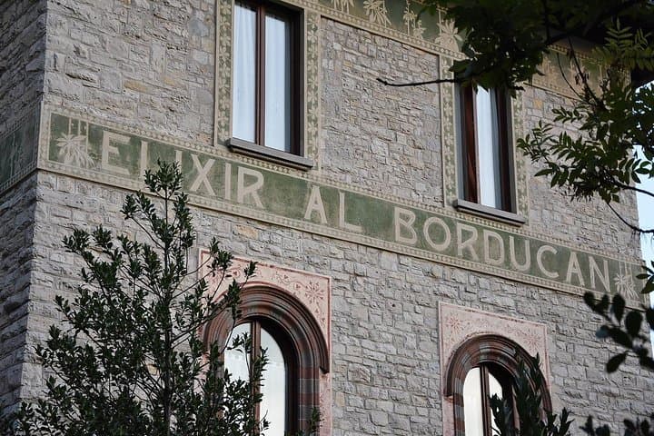 Varese Sacred Mount Tour: Villas, Chapels & Local Tasting photo 5
