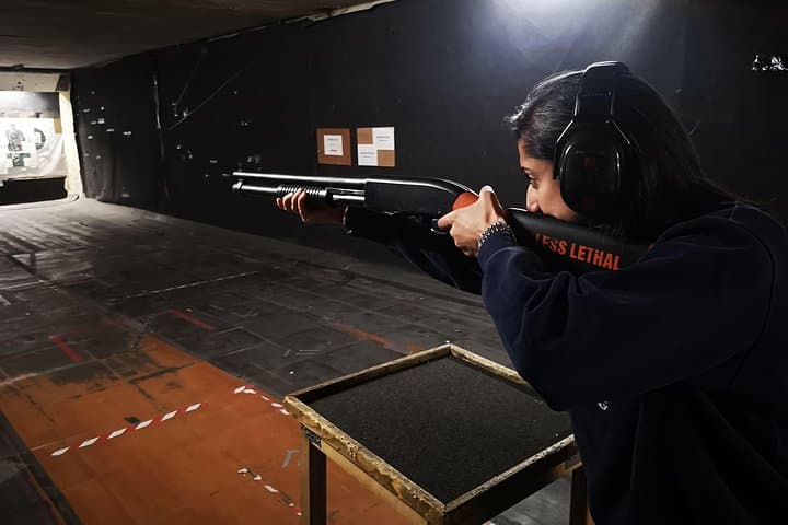 Riga gun range—shoot a Glock 17, Kalashnikov & Winchester in Riga photo 4