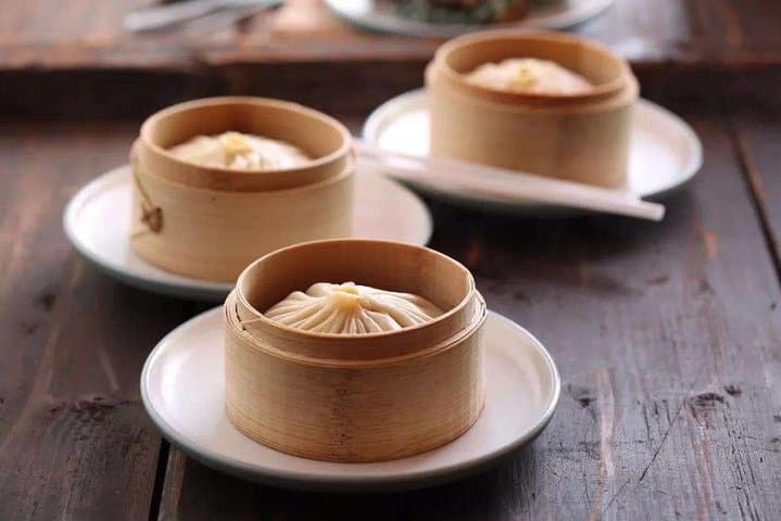 Shanghai Extraordinary Day Trip: Local Snacks & Offbeat Scenic Spots