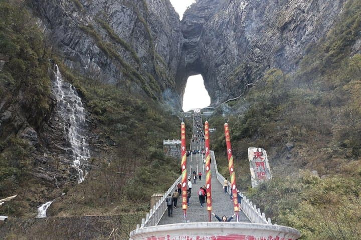 3-Day Zhangjiajie Private Tour: Glass Bridge, Tianmen Mountain & Avatar (Yuanjiajie) photo 6