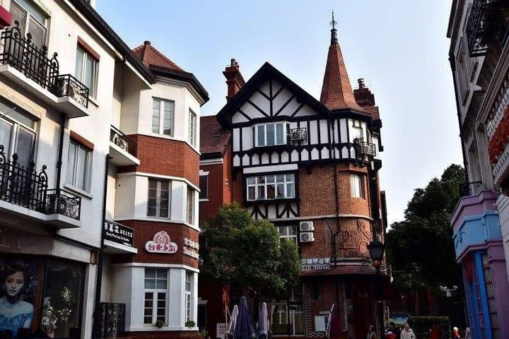 3-Day Private Shanghai Highlights Tour: Bund, Gardens & Water Town photo 3