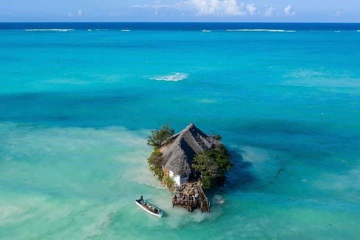 Speed-Boat to The Rock Restaurant: Coastal Lunch Cruise in Zanzibar photo 4