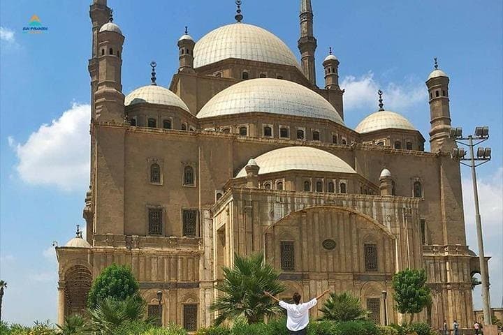 Cairo Day Trip from Aswan: Flight to Giza Pyramids, Egyptian Museum & Khan el-Khalili photo 4