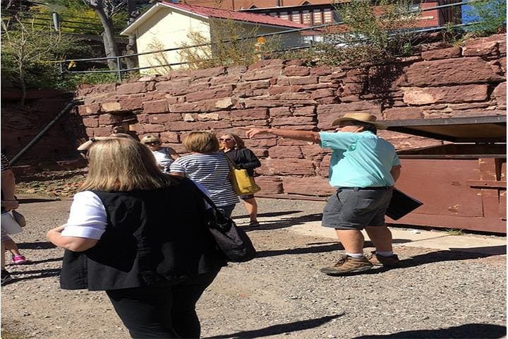 Cottonwood Cemetery Ghost Tour: Pioneer Tales & Paranormal Readings Near Sedona