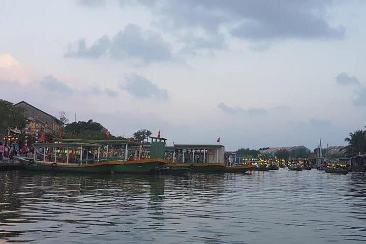 Marble Mountain to Hoi An: Sampan Lantern Ride & Night Market Half-Day Tour photo 4